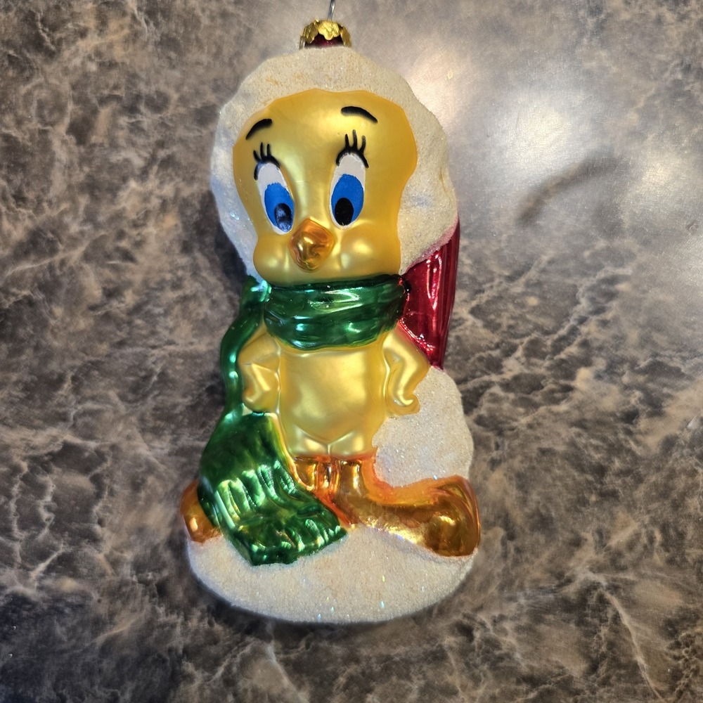 LOONEY TUNES TWEETY BIRD GLASS CHRISTMAS ORNAMENT